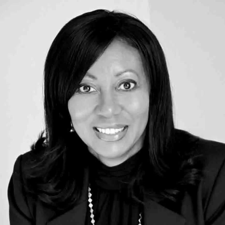 Portrait of Niki Lee Donawa